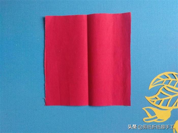 中国结，千千结，剪个红红火火的中国结，带来吉祥与祝福