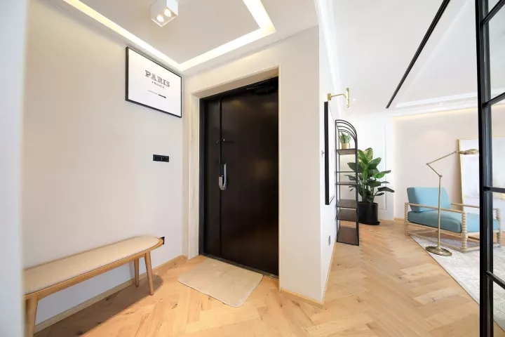 她花了100万装修费，要求2个厨房、2个衣帽间，过自己想要的样子