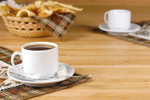 一杯咖啡,一本书;一丝书香,一缕闲