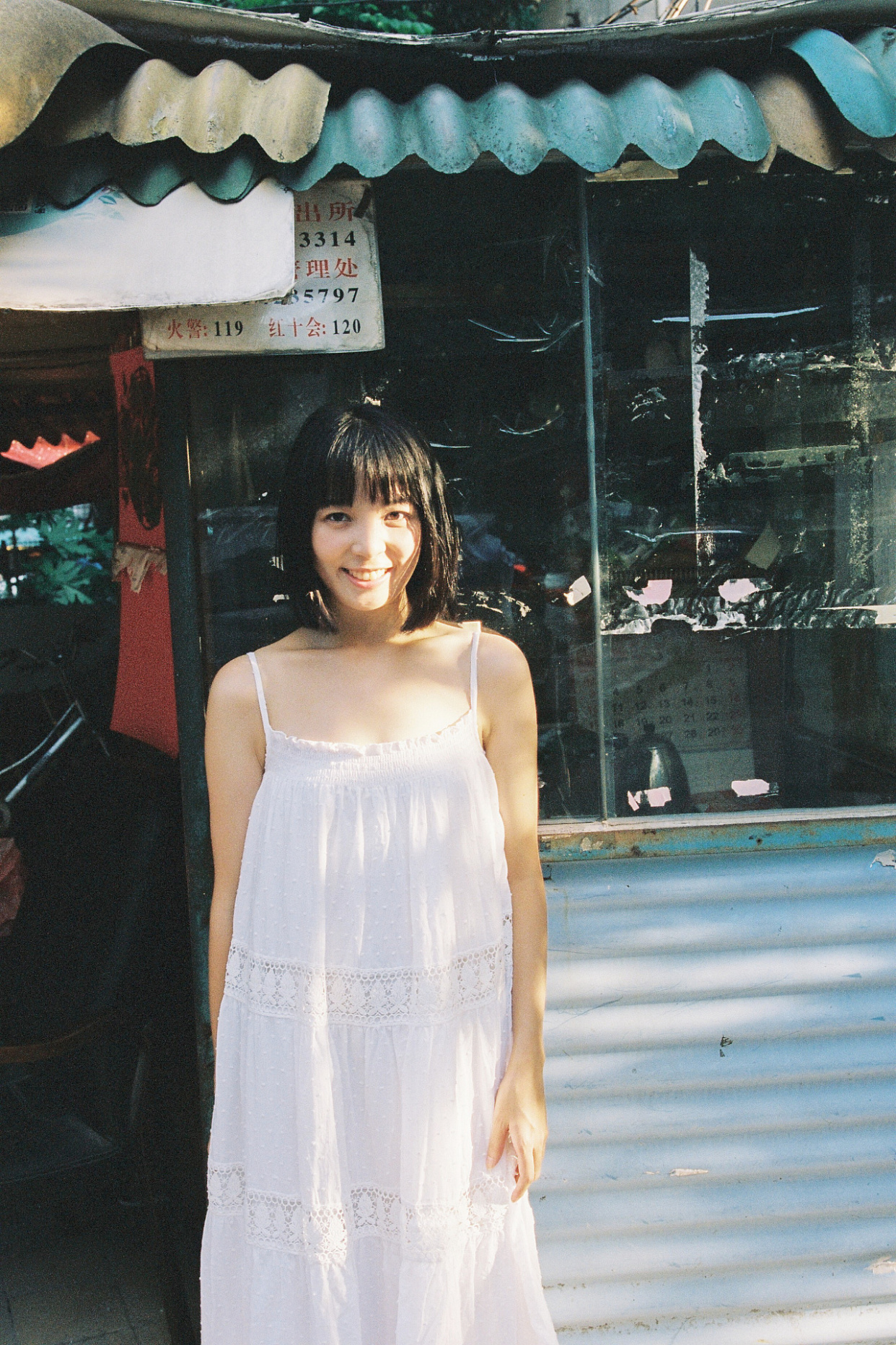 单人全身模板绘画素材(大街上也能拍时尚人像照,女生单人照拍照参考