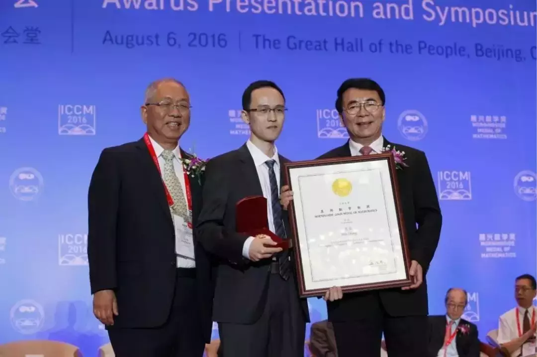 从四川县城学霸到麻省理工教授 | 专访“数论大神”张伟