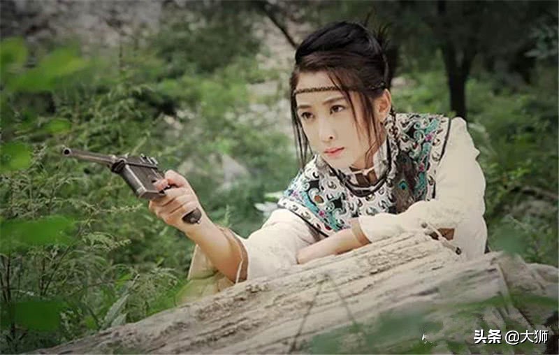 纵横白山黑水之间，善使双枪的五常女悍匪——“一枝花”