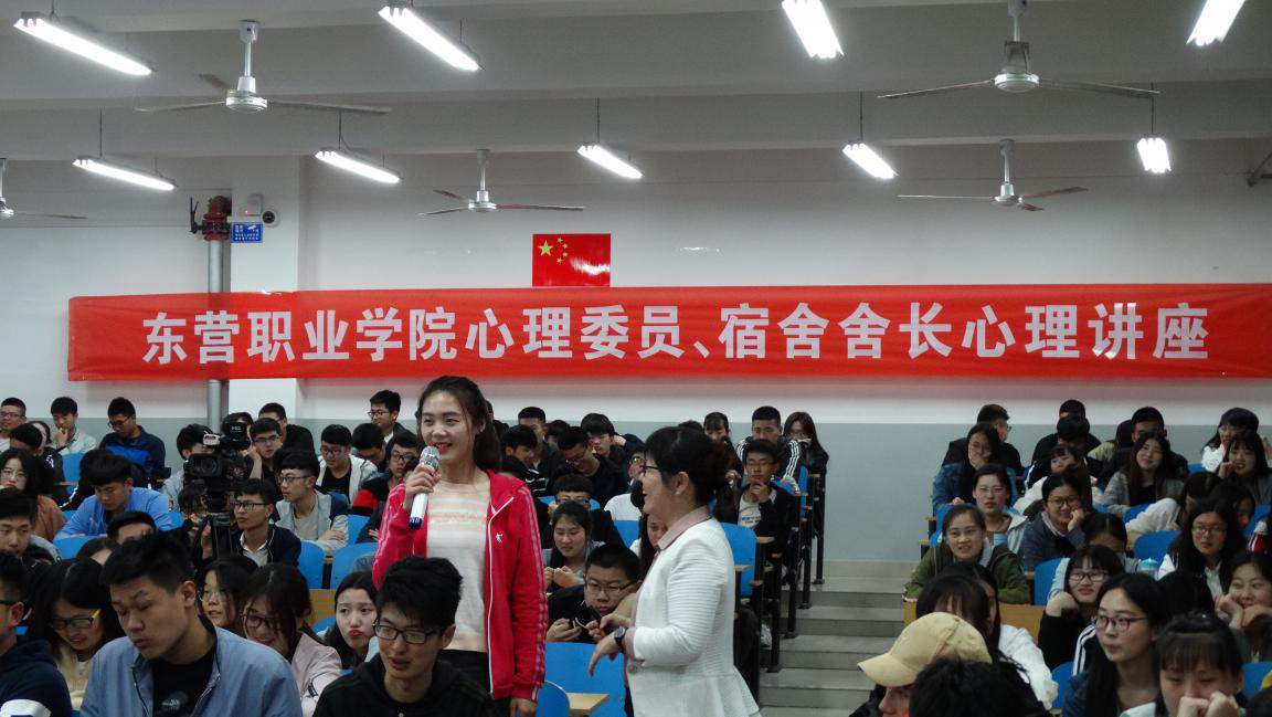 大学班委权力分六级，劳动委员在第五级，副班长“有职无权”