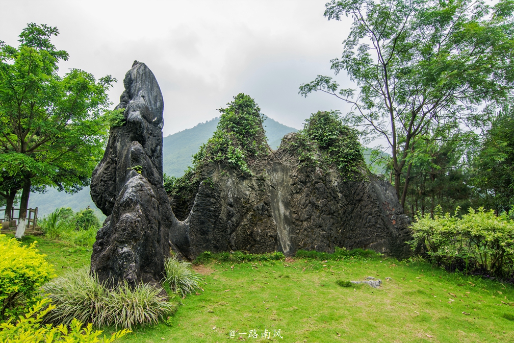 汉白玉石材产地在哪里（汉白玉石材产地在哪里好）-第9张图片-巴山号