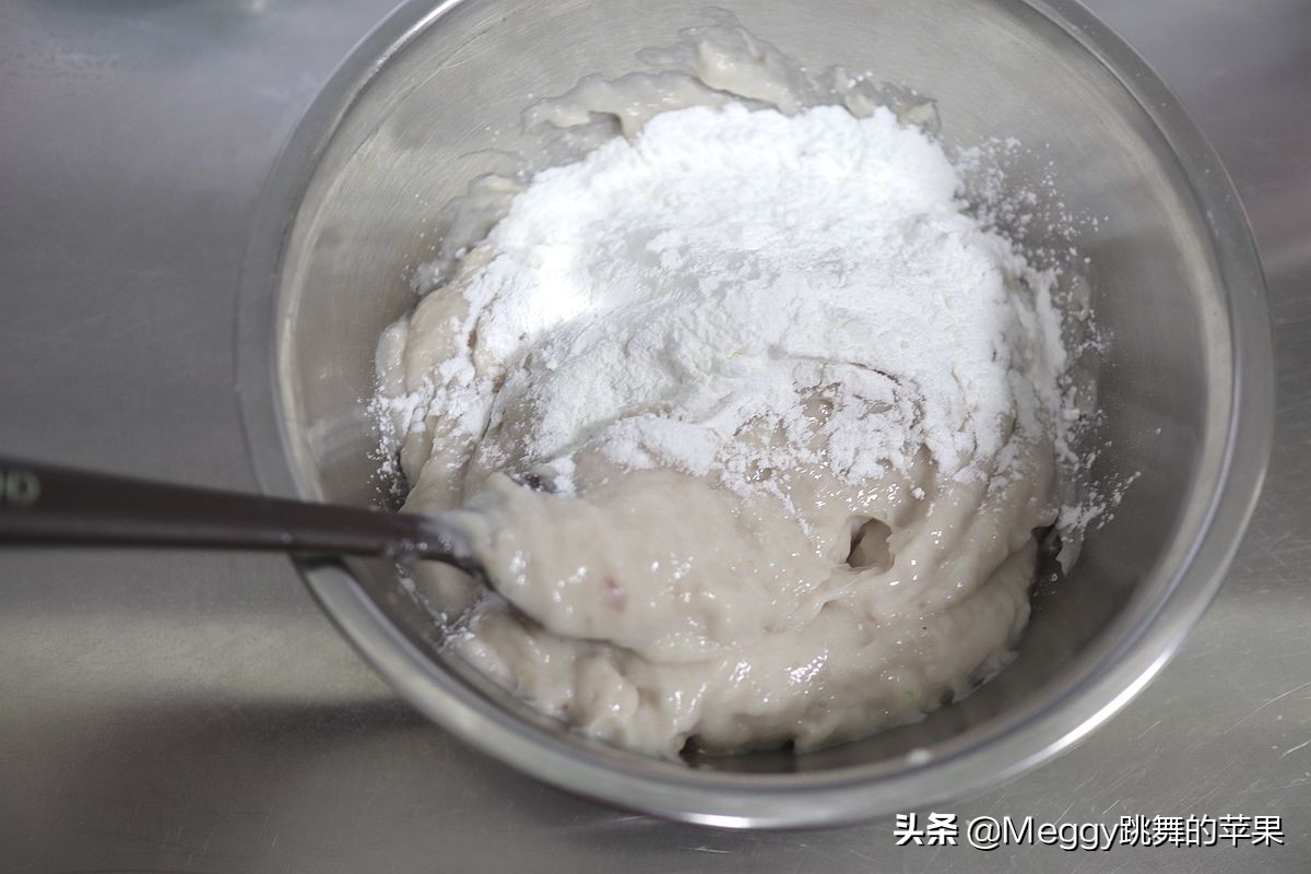 自制的鱼丸Q弹洁白，2道家常鱼丸汤，比饭店的还营养好喝实惠