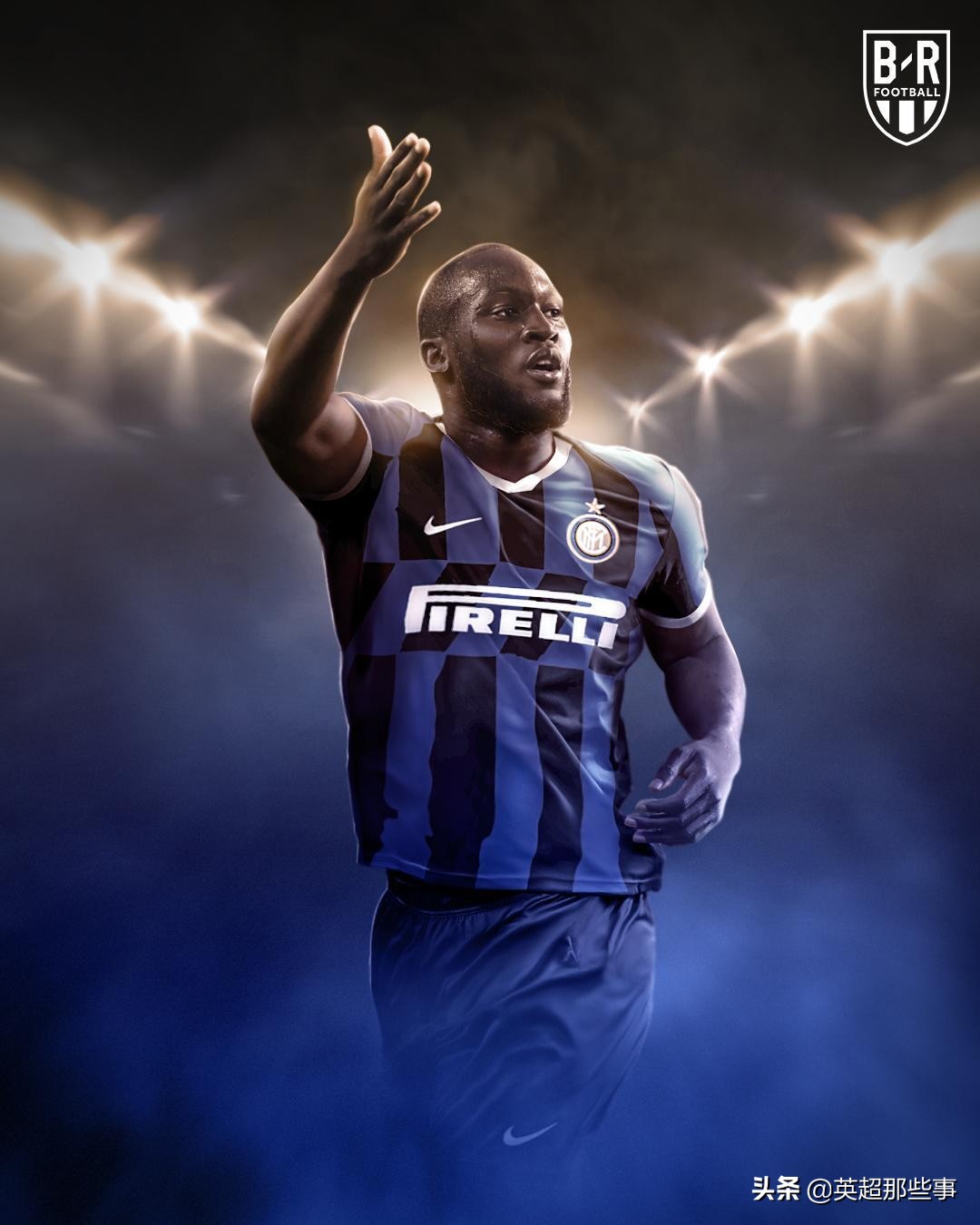 卢卡库正式加盟国际米兰,转会费达8000万欧元)