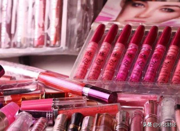 干货丨摆摊神器+地摊进货全指南！手把手教你玩转地摊赚到钱