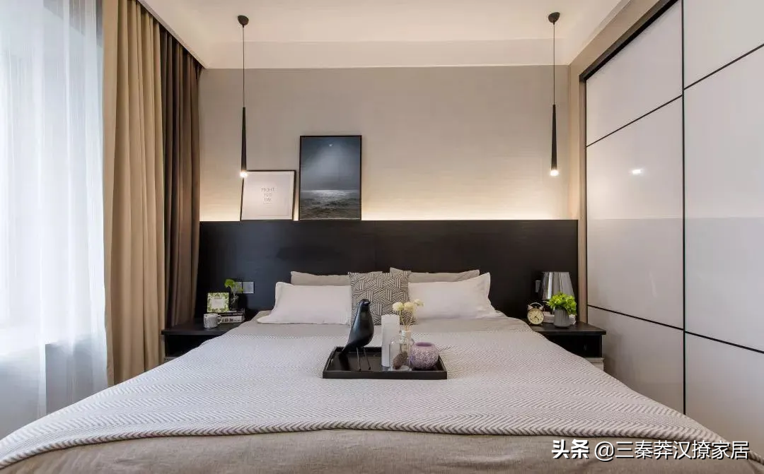 他打造的轻奢风，抓住了“轻装修，重装饰”的精髓，温馨极具质感