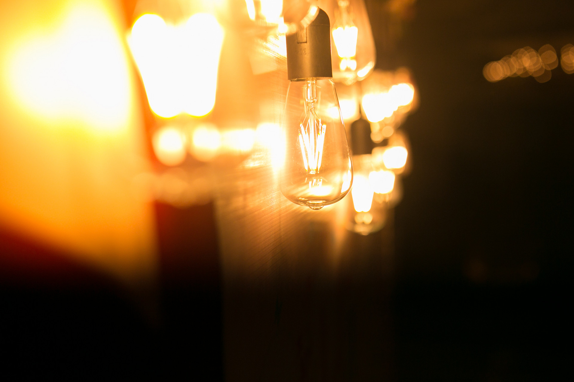 白炽灯、荧光灯、LED灯、智能灯……玩转家装用灯必看 - 多环保