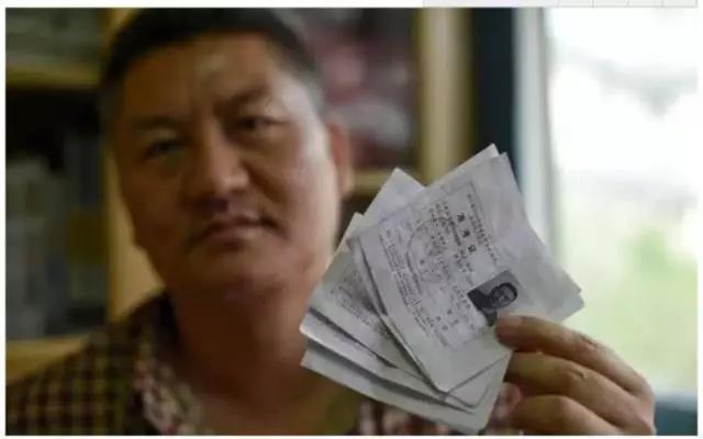 老照片回顾高考43年：哪一年最惊心动魄？