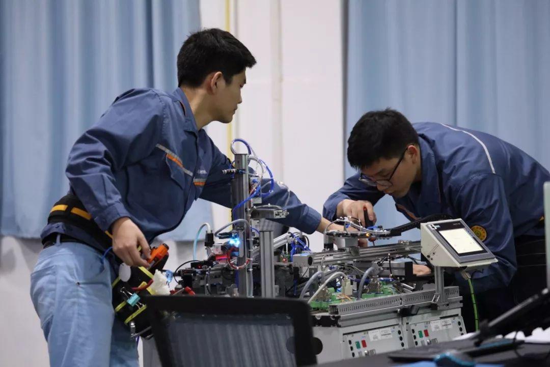 读了职高，被亲戚“看不起”怎么办？职高还能考大学吗？