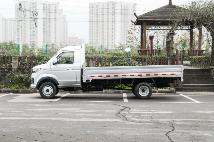 老司機(jī)為什么要買(mǎi)T5S？聽(tīng)聽(tīng)他們?cè)趺凑f(shuō)？