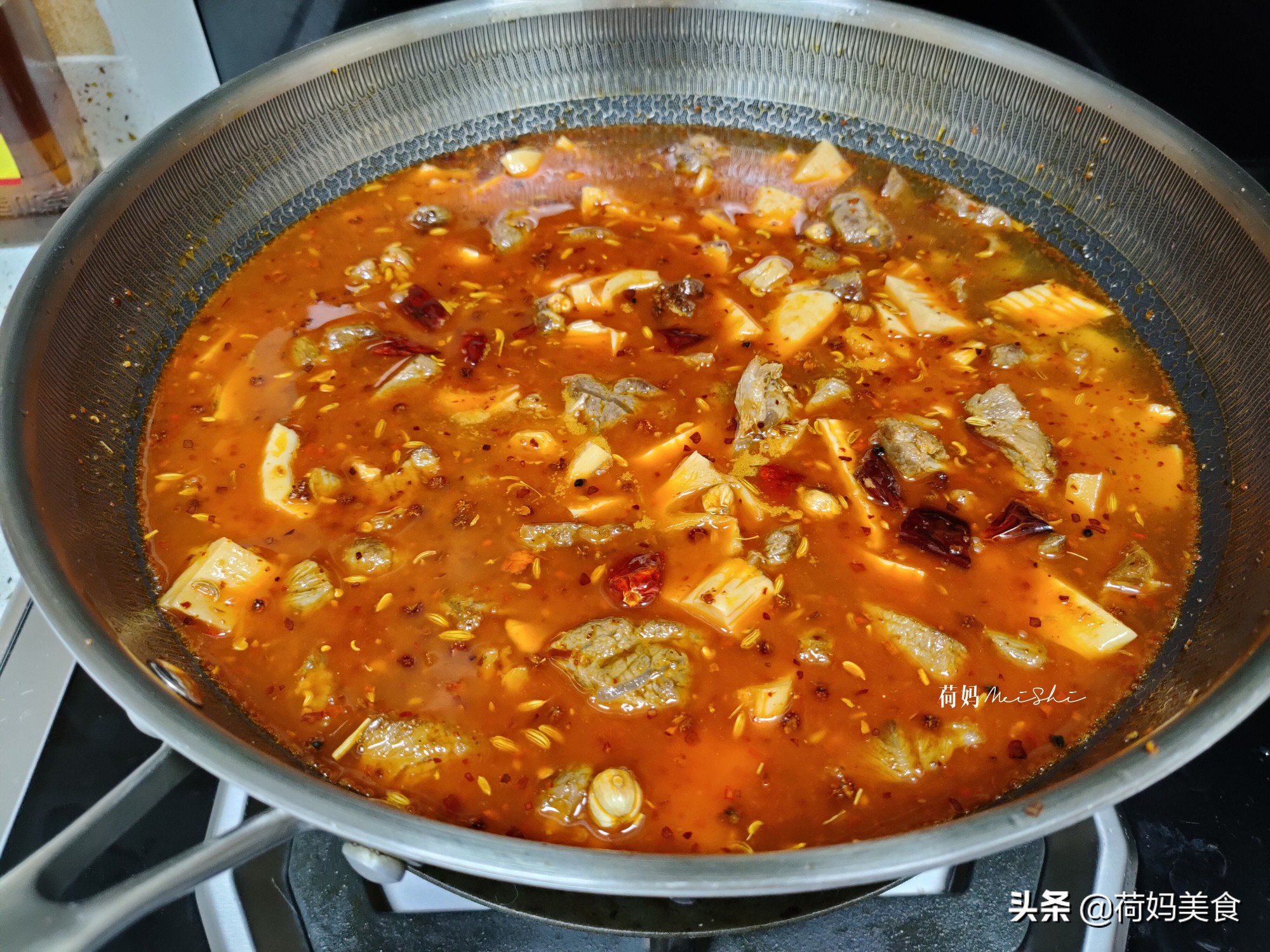 川妹子教你做红烧牛肉，软烂鲜香一点不柴，下饭配面一级棒