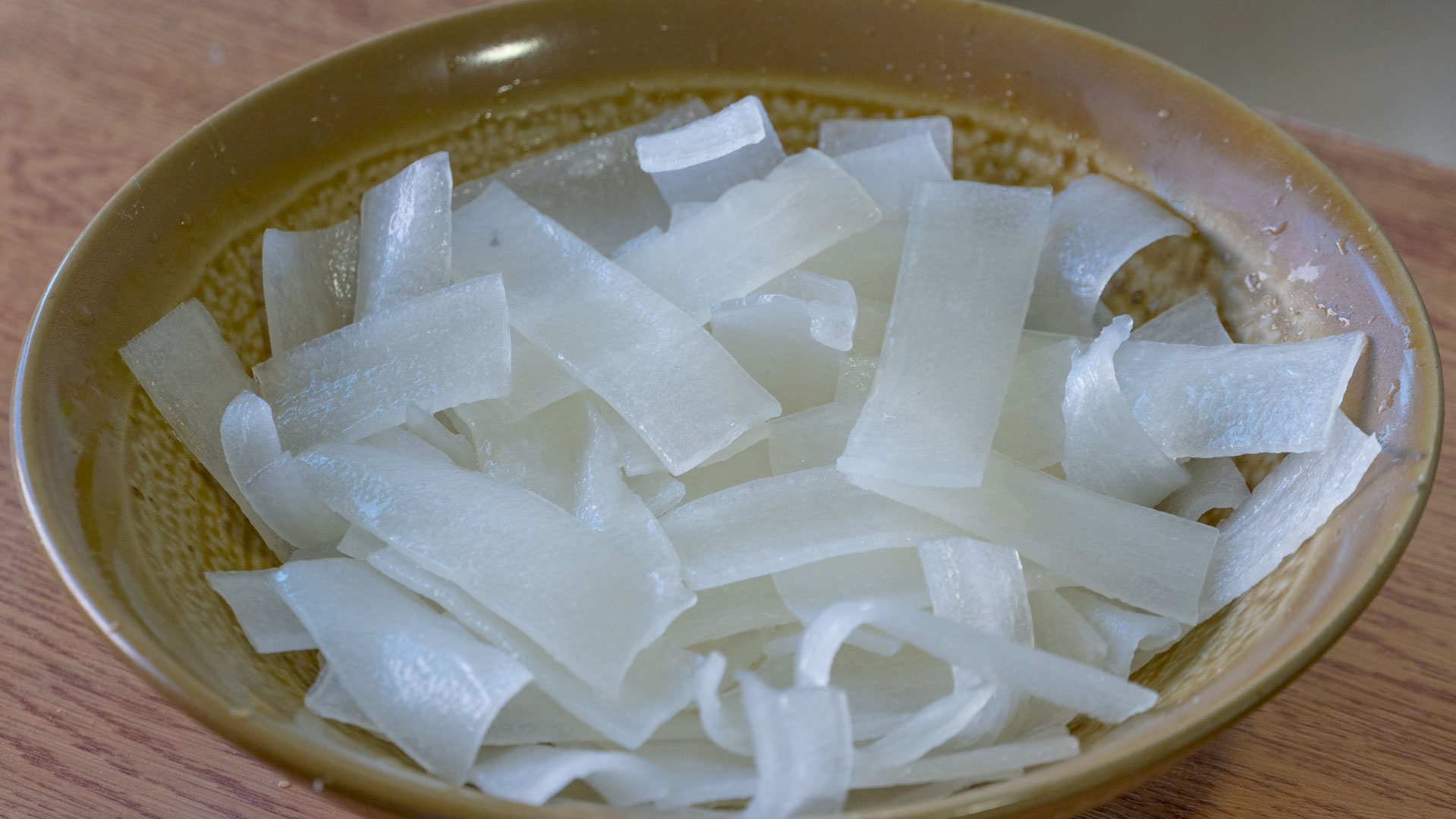 这才是芋头最好吃的做法，软糯鲜香，热乎乎的一大锅，上桌就抢光