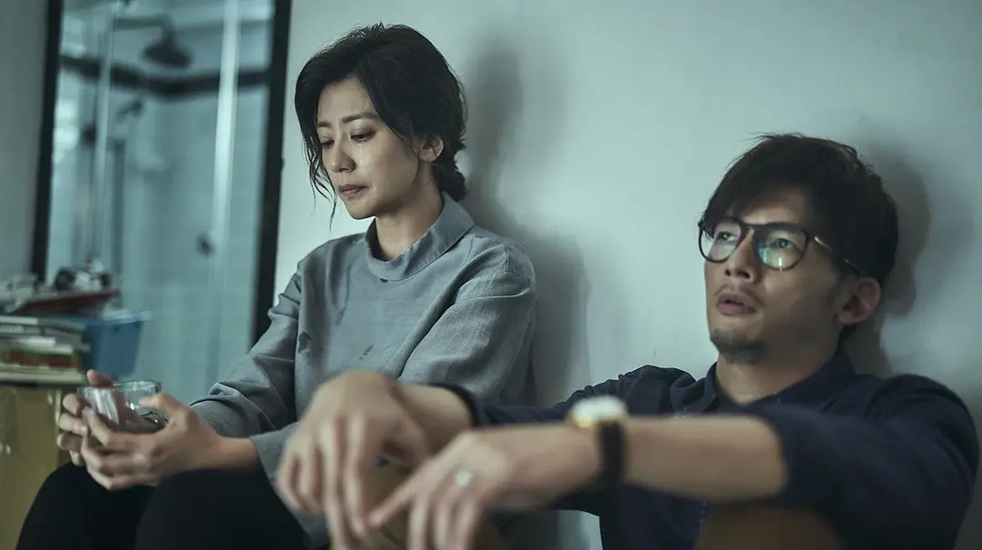 该电视剧为了体现真实的氛围,请了著名台湾最敢说的节目主持人李晶玉