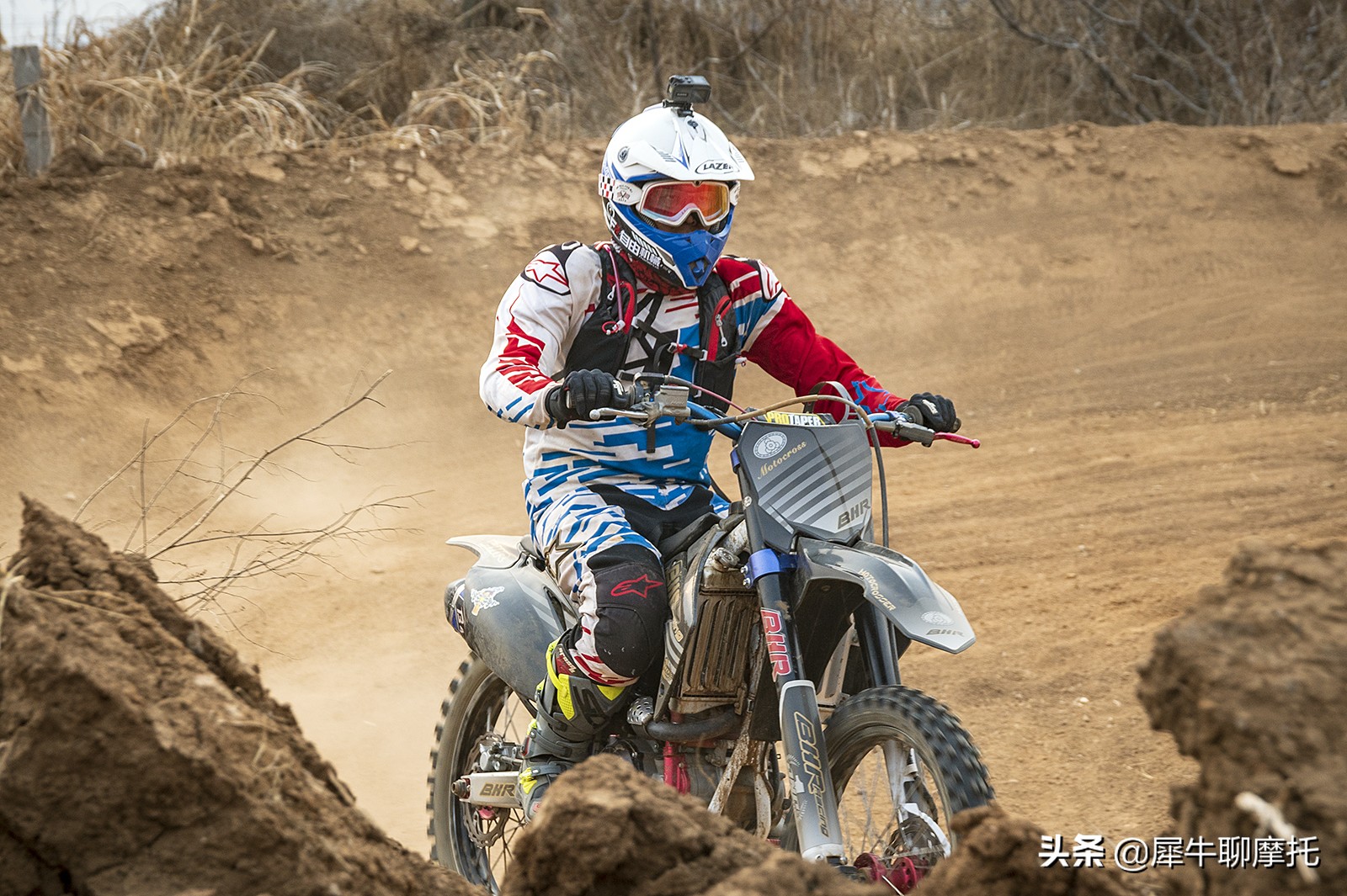 北海风冷250越野摩托车(你永远不知道玩越野摩托车的乐趣)