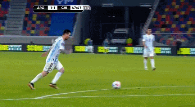 阿根廷足球甲级联赛时实比分(世预赛-梅西点球破门 中柱 桑切斯扳平 阿根廷主场1-1平智利)