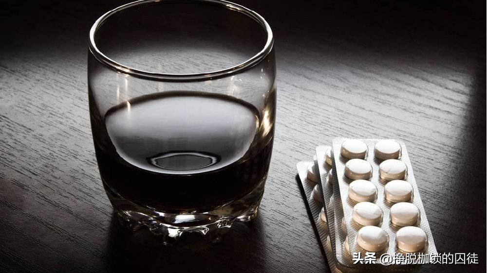 吃了头孢喝啤酒了会有什么反应(较个真:吃了头孢后喝酒真的会有生命