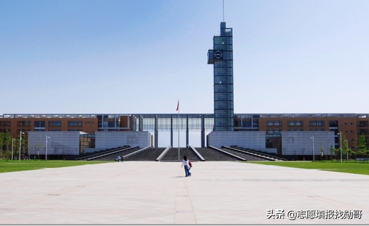 西部“很热门”的一所大学，实力强，毕业生受到华为的“青睐”