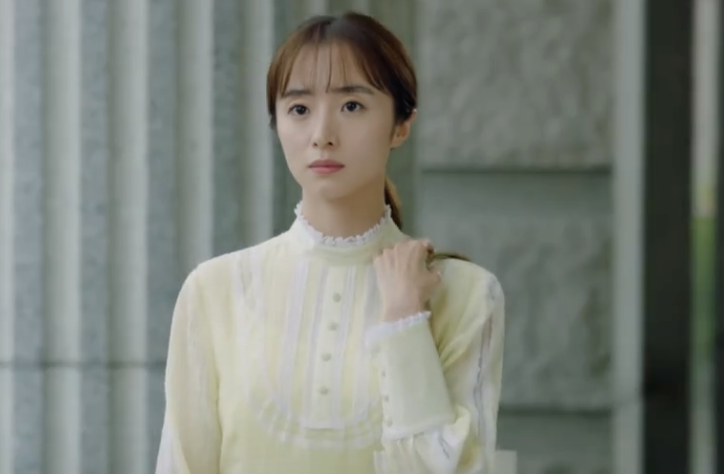 胡冰卿的双胞胎姐姐是真学霸，姐妹俩走出不同人生，也许更有意义