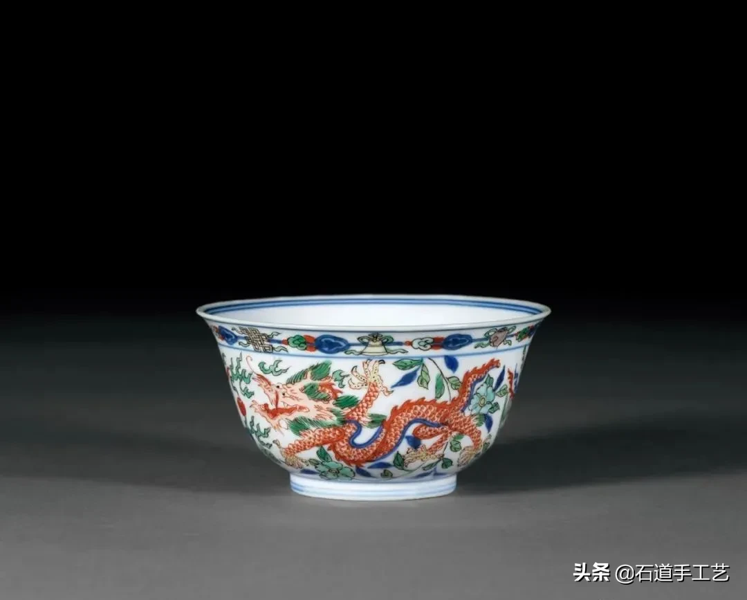 北京诚轩春拍:一波精品明清瓷器成交价来了