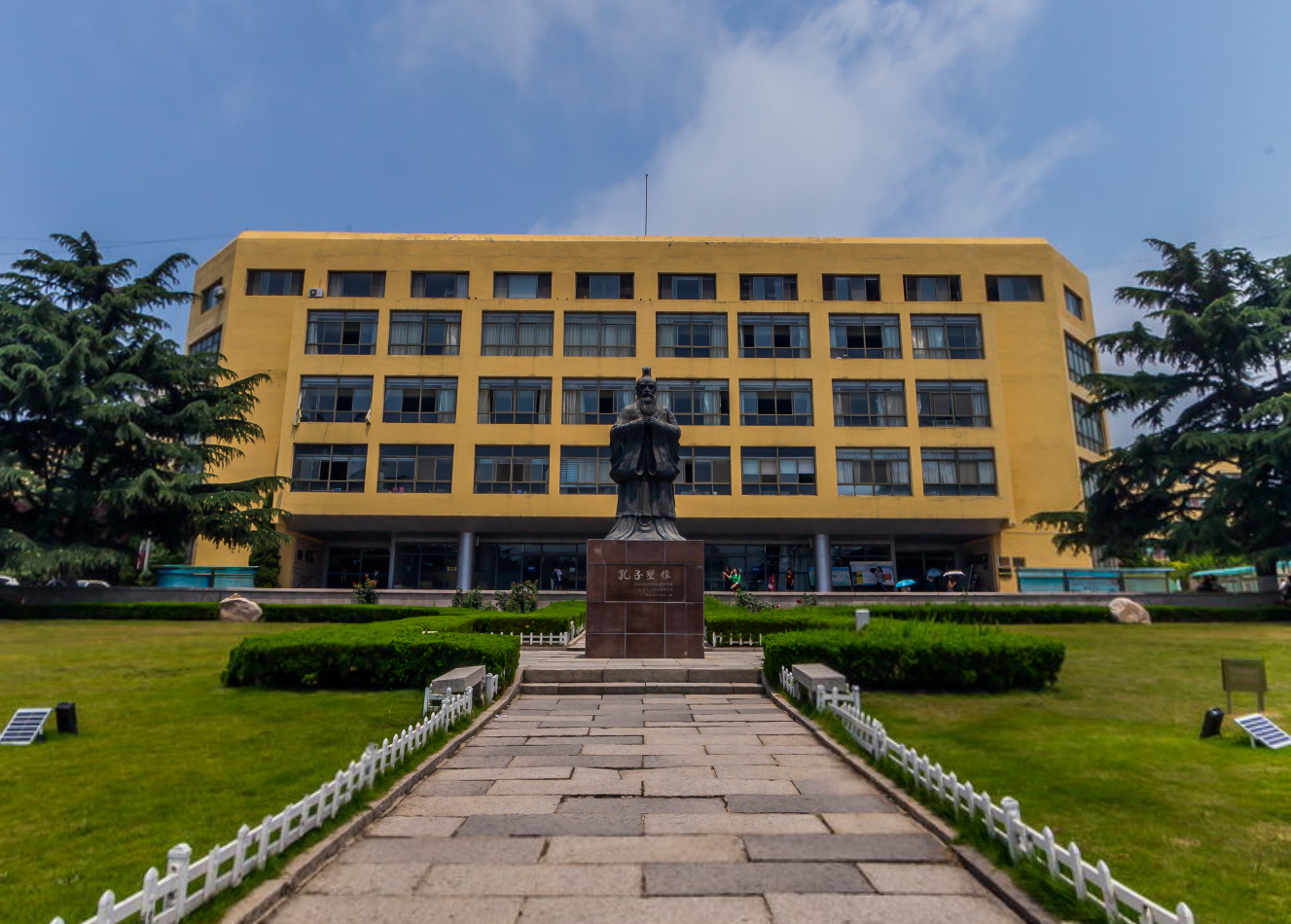 青岛大学在职研究生(青岛大学在职研究生招生简章)