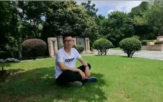 高考705分被清华录取，曾经倒数第一的他，靠这4点成功逆袭