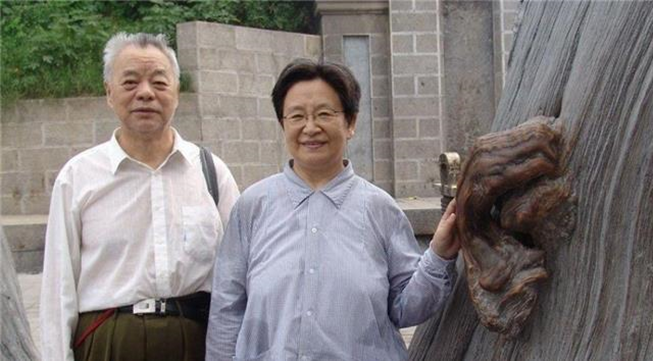 30岁的李讷被催婚，毛主席：你和工人结婚可以，和农民结婚也可以