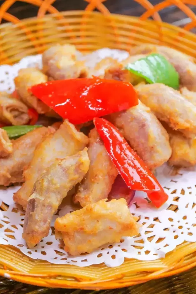 28年的老字號粵菜館,陪伴了梅林兩代人。