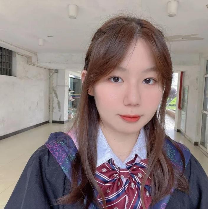 湖北6位“女神学霸”：考入同所大学、同一学院，如今集体上岸211名校