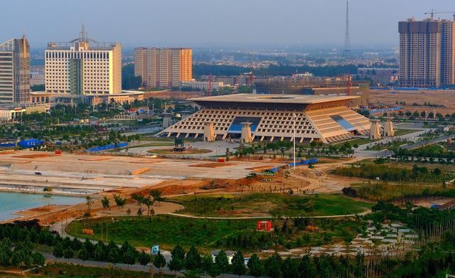 河南省安阳市公立中学全名单，8所高中，22所初中！