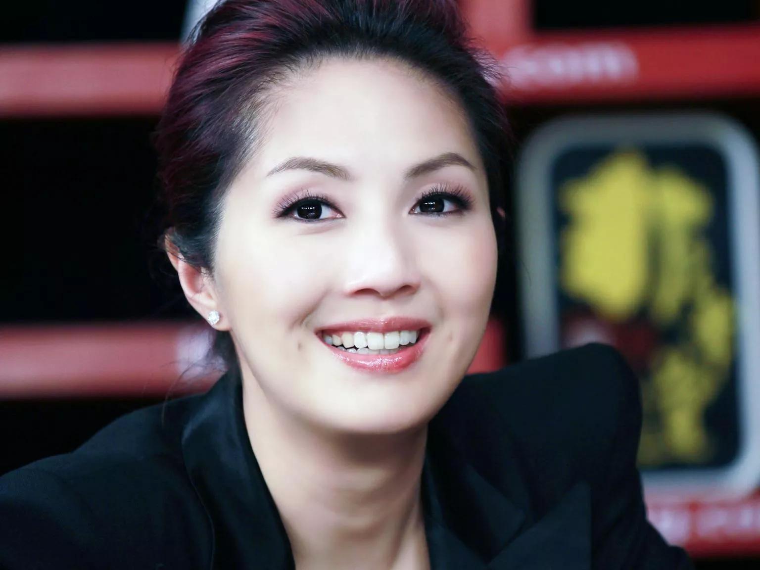 杨千嬅杨千嬅个人资料杨千嬅图片最新动态(杨千嬅个人资料简介图片)