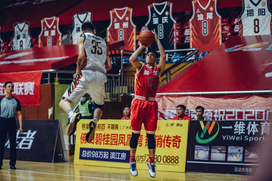 广东省篮球联赛附加赛战况：八强已定，两队爆冷，黑马遭淘汰