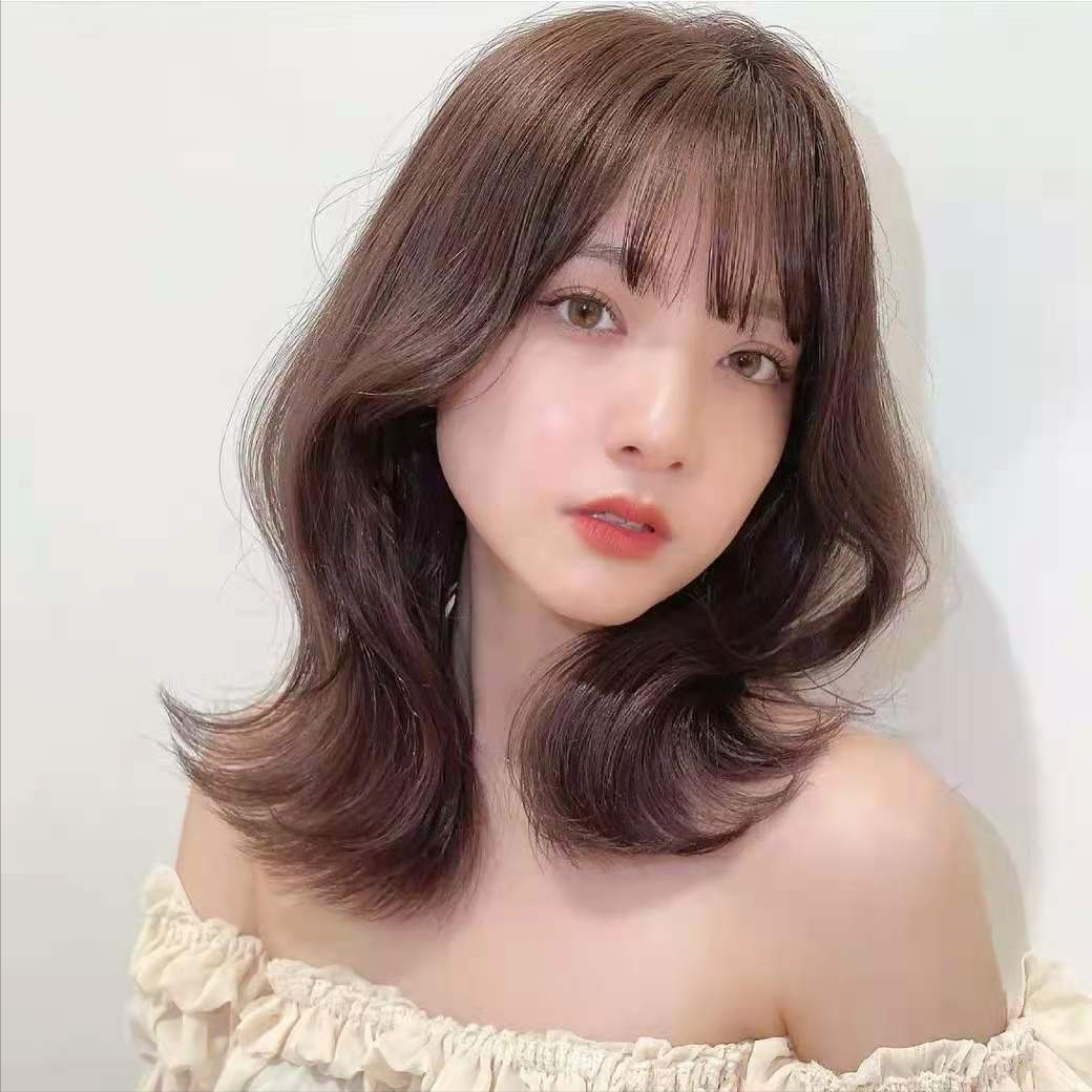 入秋后很火的发型发色,显白瘦脸让你颜值爆表,时髦精们请收藏