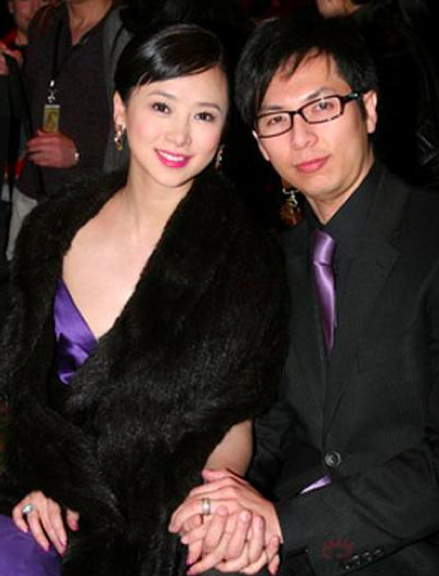 婚姻,却很少有人知道,翁虹与美国大西洋场的副总裁伍伟杰也有过一段