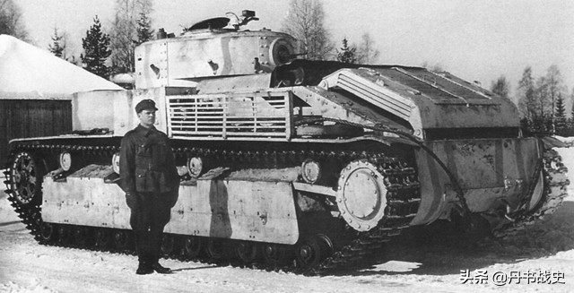 苏联T-28多炮塔中型坦克，30年代的苏军重甲坦克