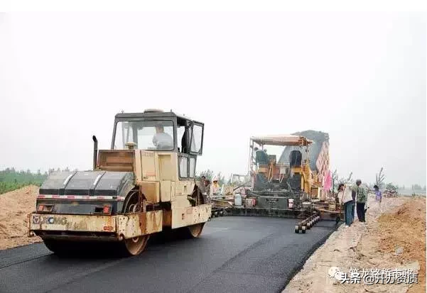 还在烦恼路面开裂泥化？或许这篇施工工艺能帮你