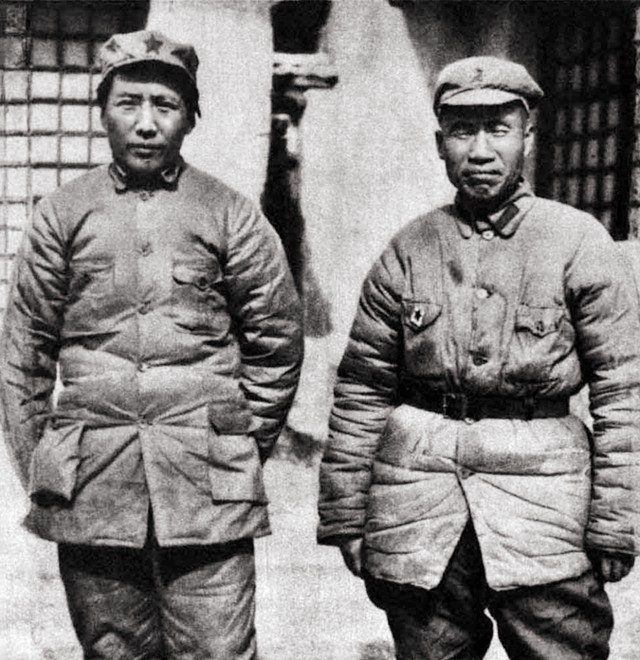 红军曾有11个军团，首任军政主官都有谁？1955年什么军衔？