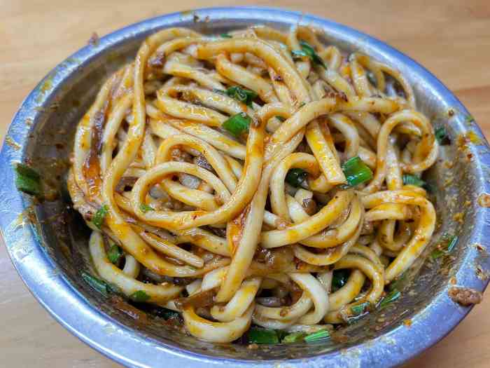 中国25个地方的面条做法，小众但美味，看看有你家乡的面条吗？