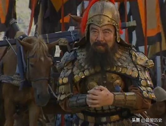 这条恶龙，开启了400年乱世