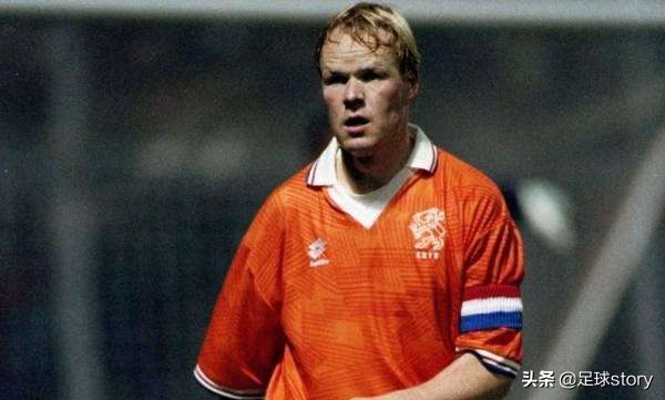 1978年荷兰队阵容（荷兰历史最佳11人，克鲁伊夫领衔，三剑客入选，历史第一主帅坐阵）