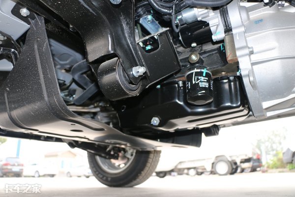 五菱荣光微卡,载人拉货两不误