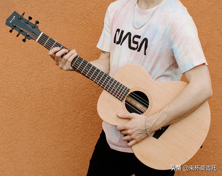 500~1000元价位新手入门吉他品牌推荐-第6张图片-自学唱歌网
