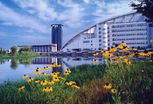 在名校读研是种怎样的体验？看看学长学姐真实的内部评价！