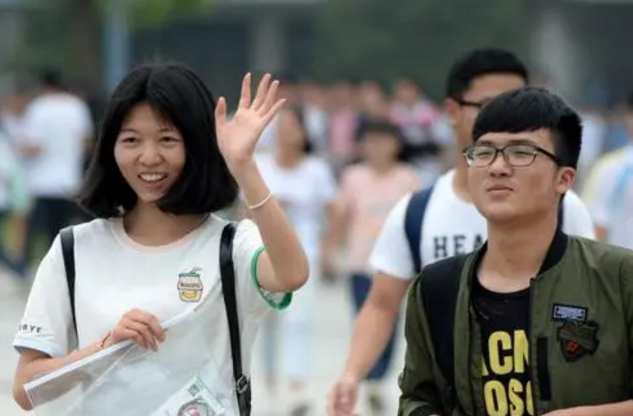 高考志愿填报后，考生如何判断被录取？看见这四个字可以放心了