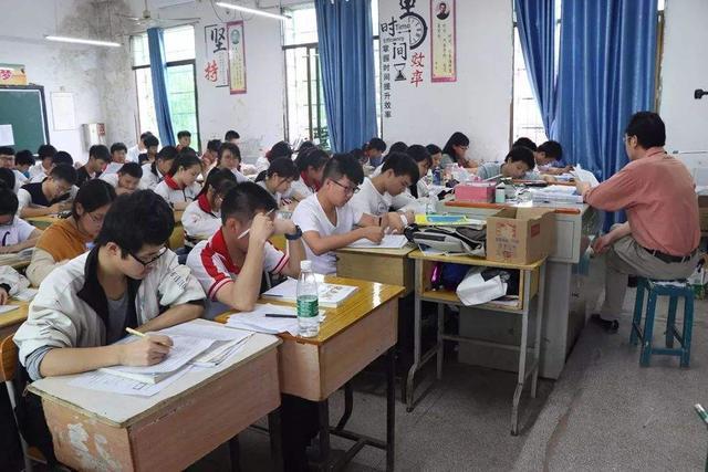 高考646分，本可以就读985知名高校，为何上了三本？