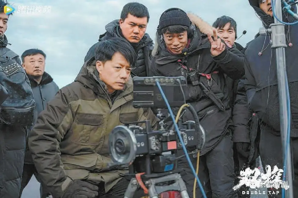 戏妖、戏奴、戏狂子、网络剧《双探》的收官段奕宏是怎样的导演。