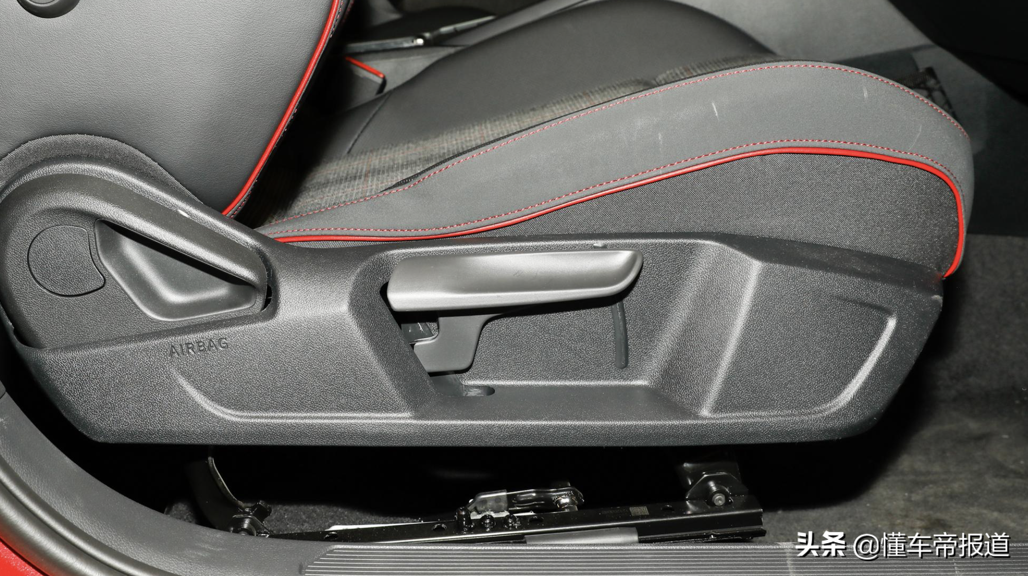新车 | 领克02 Hatchback售17.68万元起，选它还是等新高尔夫GTI？