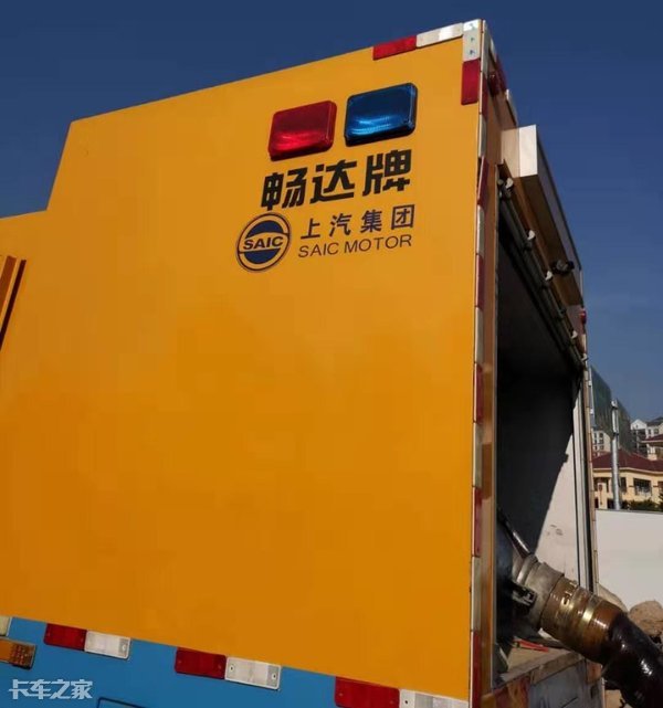 有内涝就有抽水车，东风天锦抢险工程车，排涝这块儿拿捏的死死的