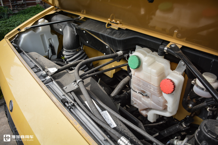 乌尼莫克底盘篇来了，全驱+自动充放气，它就是最出色的越野卡车